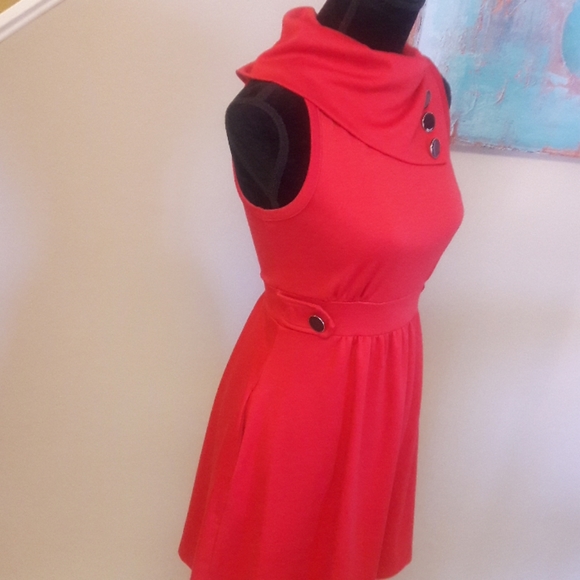 Monteau Los Angeles/ Red/ Sleeveless/ Skater Dress - Picture 5 of 7